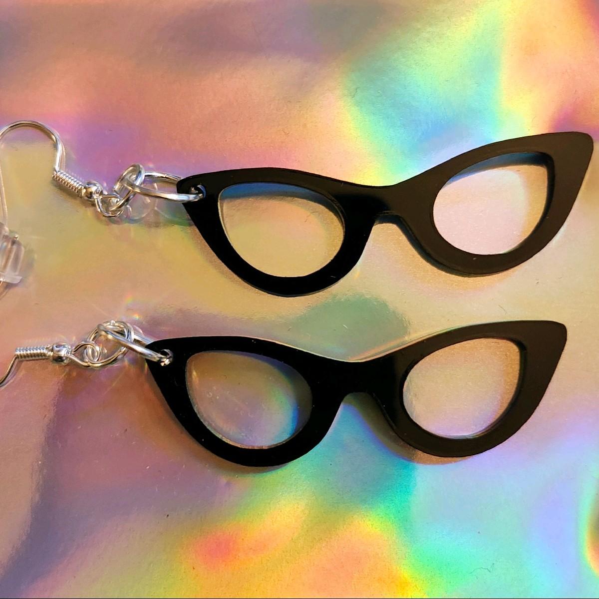 Cute 1930's Vintage Cateye Glasses Earrings